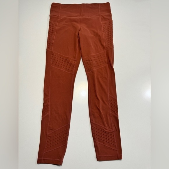 Athleta Pants - Athleta Legging Womens Medium Rust Orange Moto Stash Pocket Full Length Leggings
